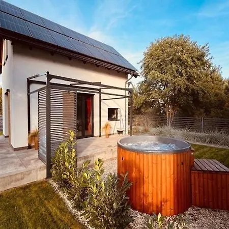 Home, Sea, Jacuzzi, For 3 People Feriehus Rozewie