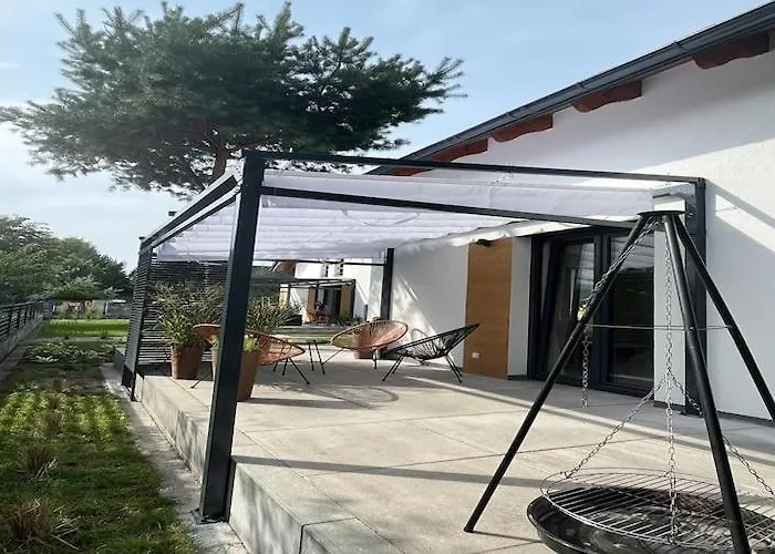 Home, Sea, Jacuzzi, For 3 People *